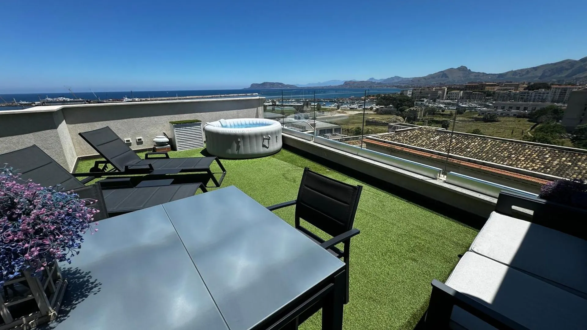 Palermo Inn Marina Exclusive View