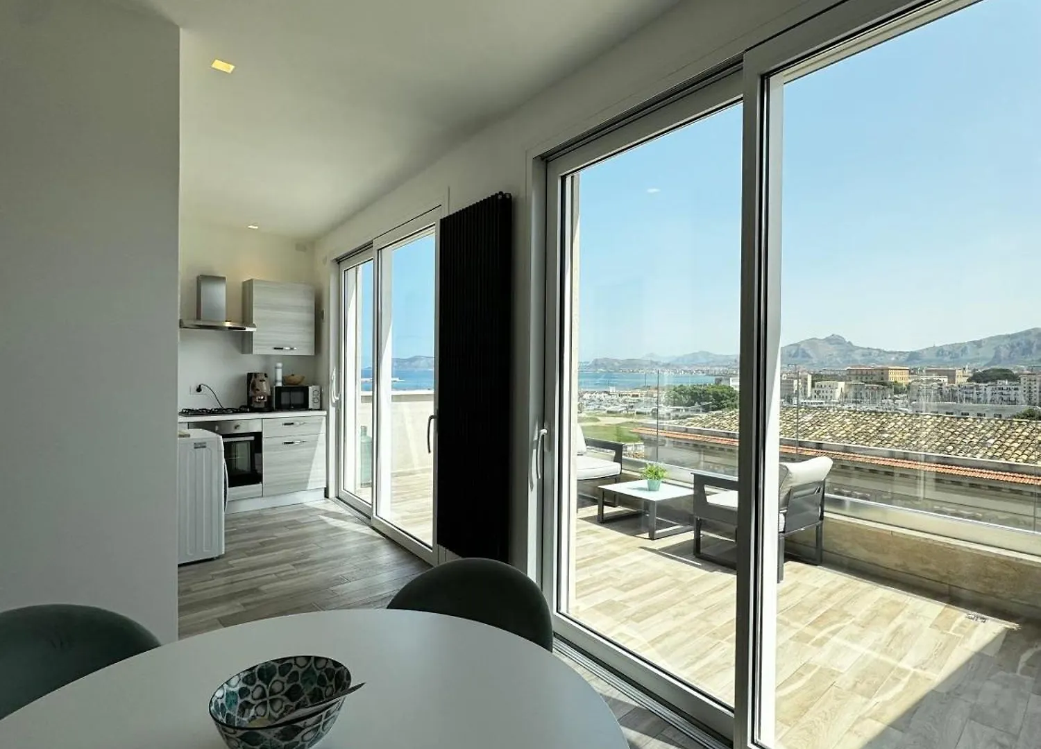 Palermo Inn Marina Exclusive View