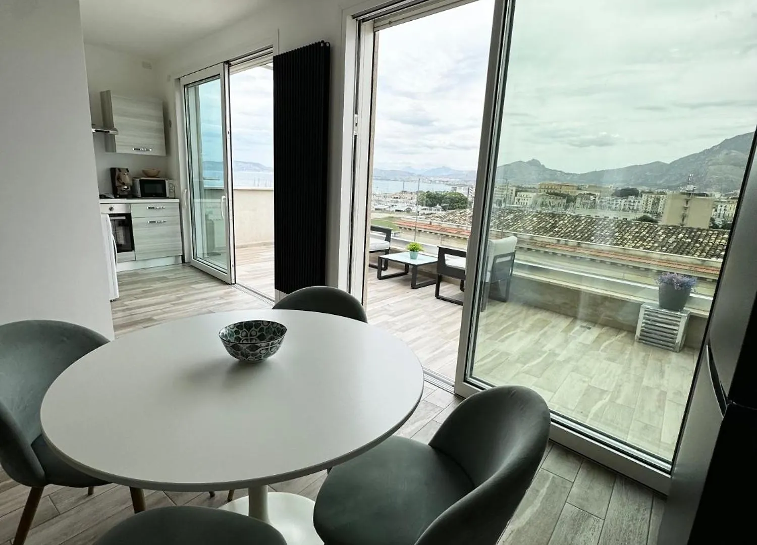 Palermo Inn Marina Exclusive View