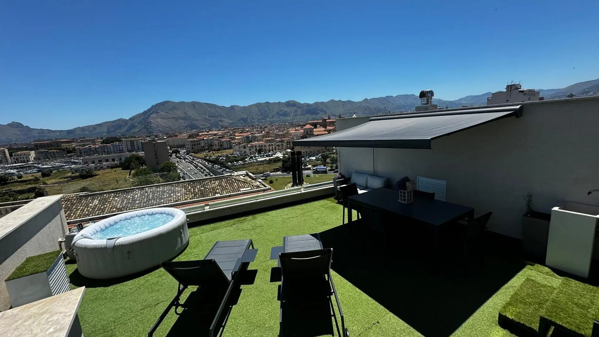 Palermo Inn Marina Exclusive View