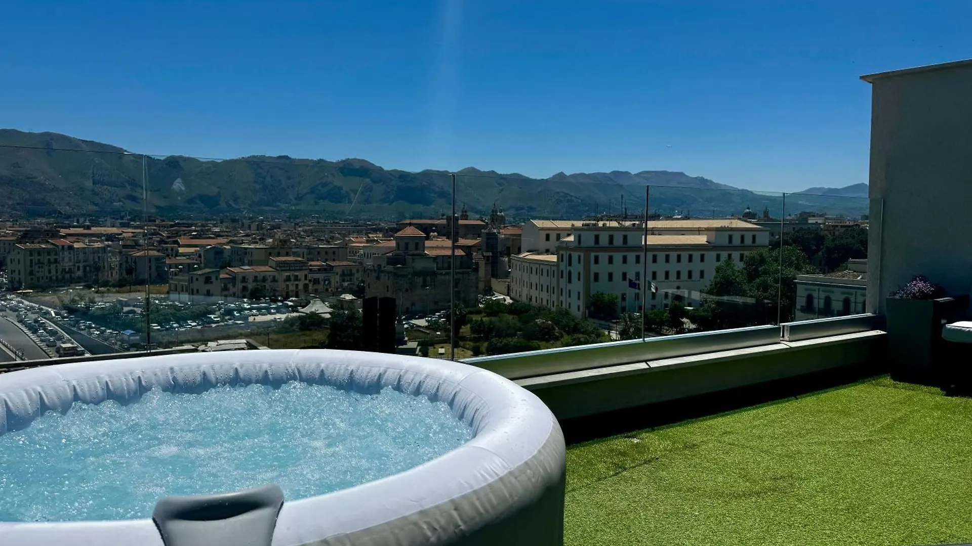 Palermo Inn Marina Exclusive View